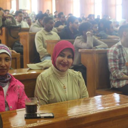 ندوة حول المحاكاة الحيوية كمدخل مبتكر لحلول بيئية مستدامة